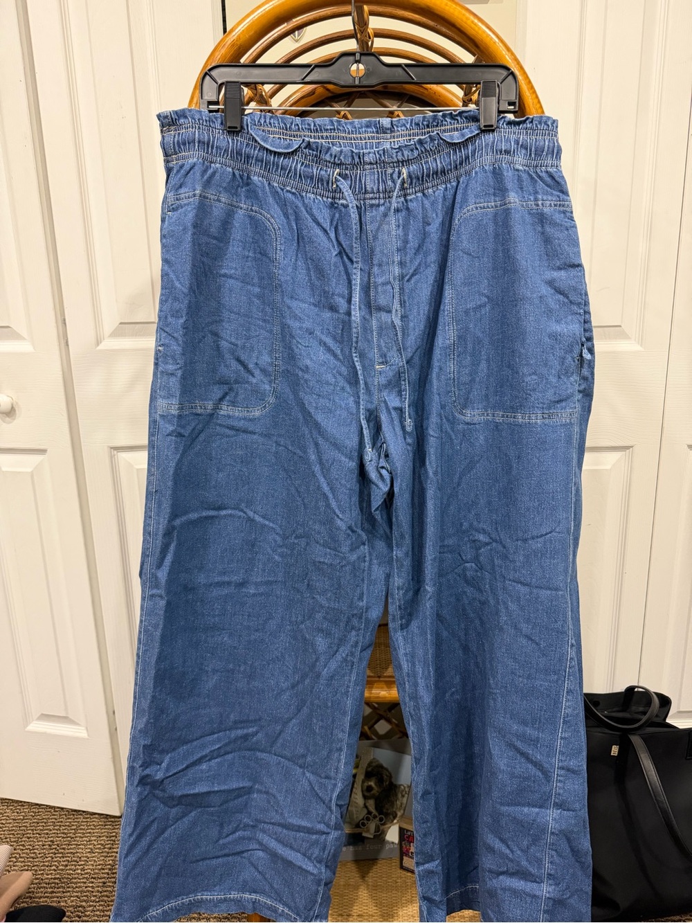 American Eagle Outfitters Dark Blue Stretch Denim Pants